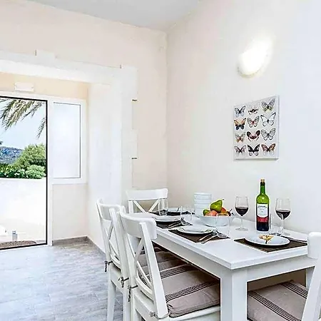 Marismas Sombra Villa *