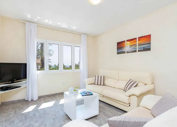 Marismas Sombra Villa *